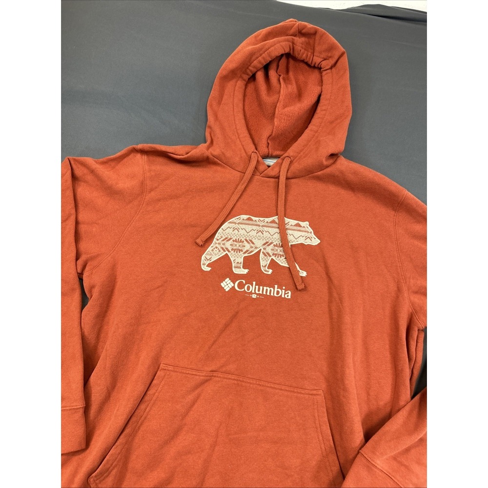 Columbia Trek Hoodie featuring a patterned bear graphic on the front Xl